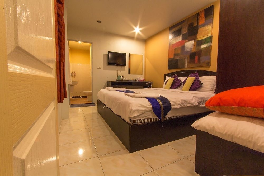Cool Sea House Hotel Patong Luaran gambar