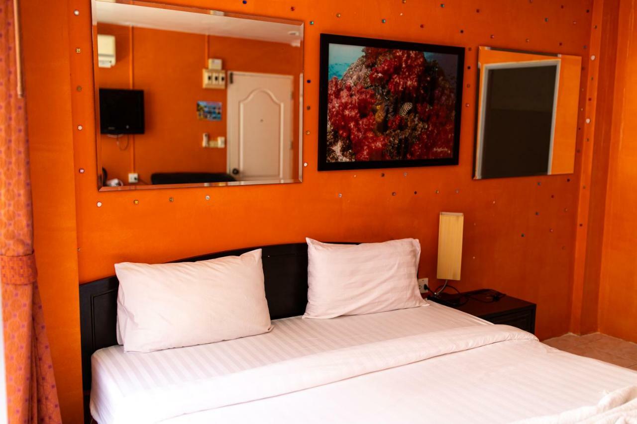 Cool Sea House Hotel Patong Luaran gambar