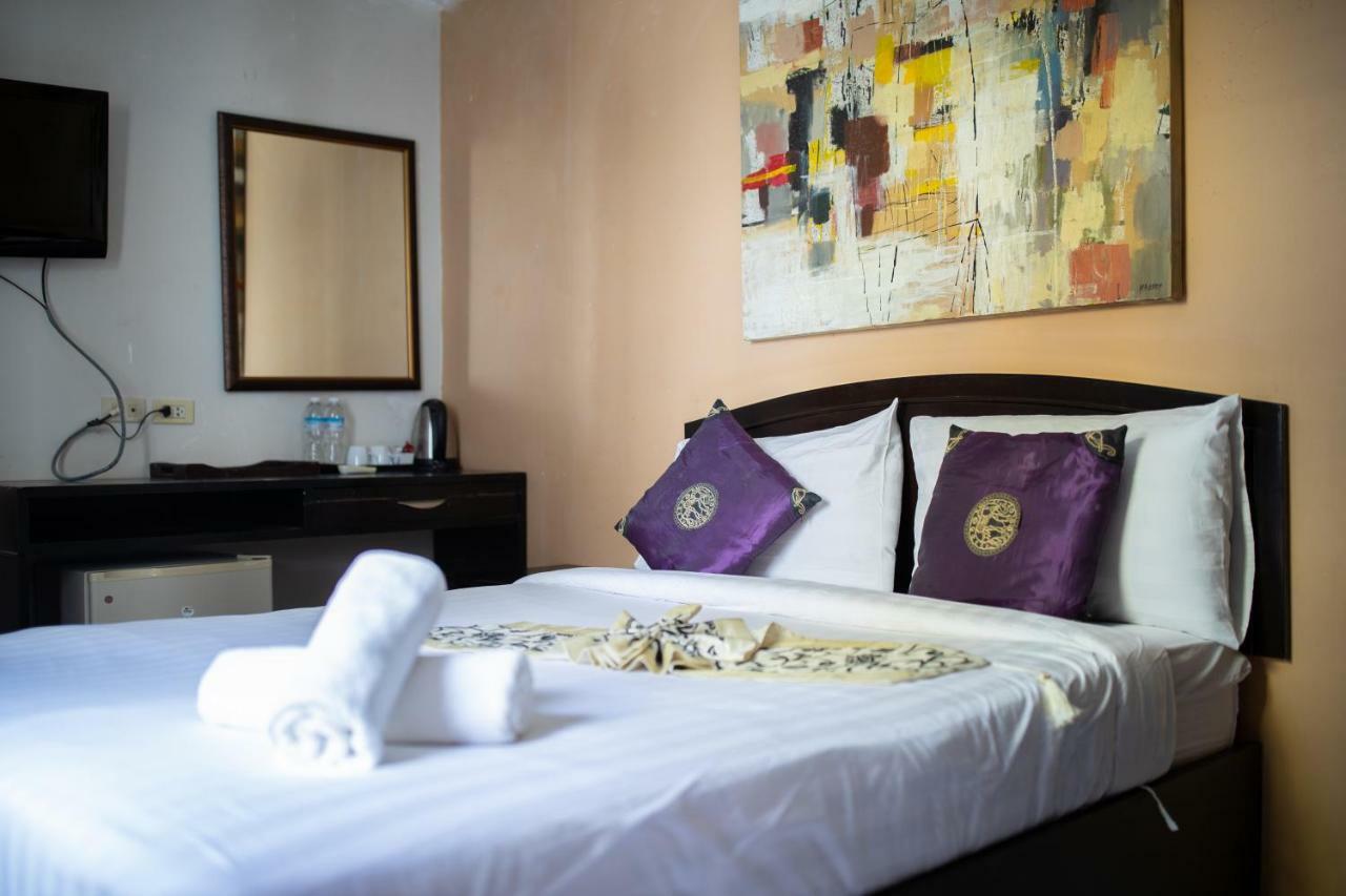 Cool Sea House Hotel Patong Luaran gambar