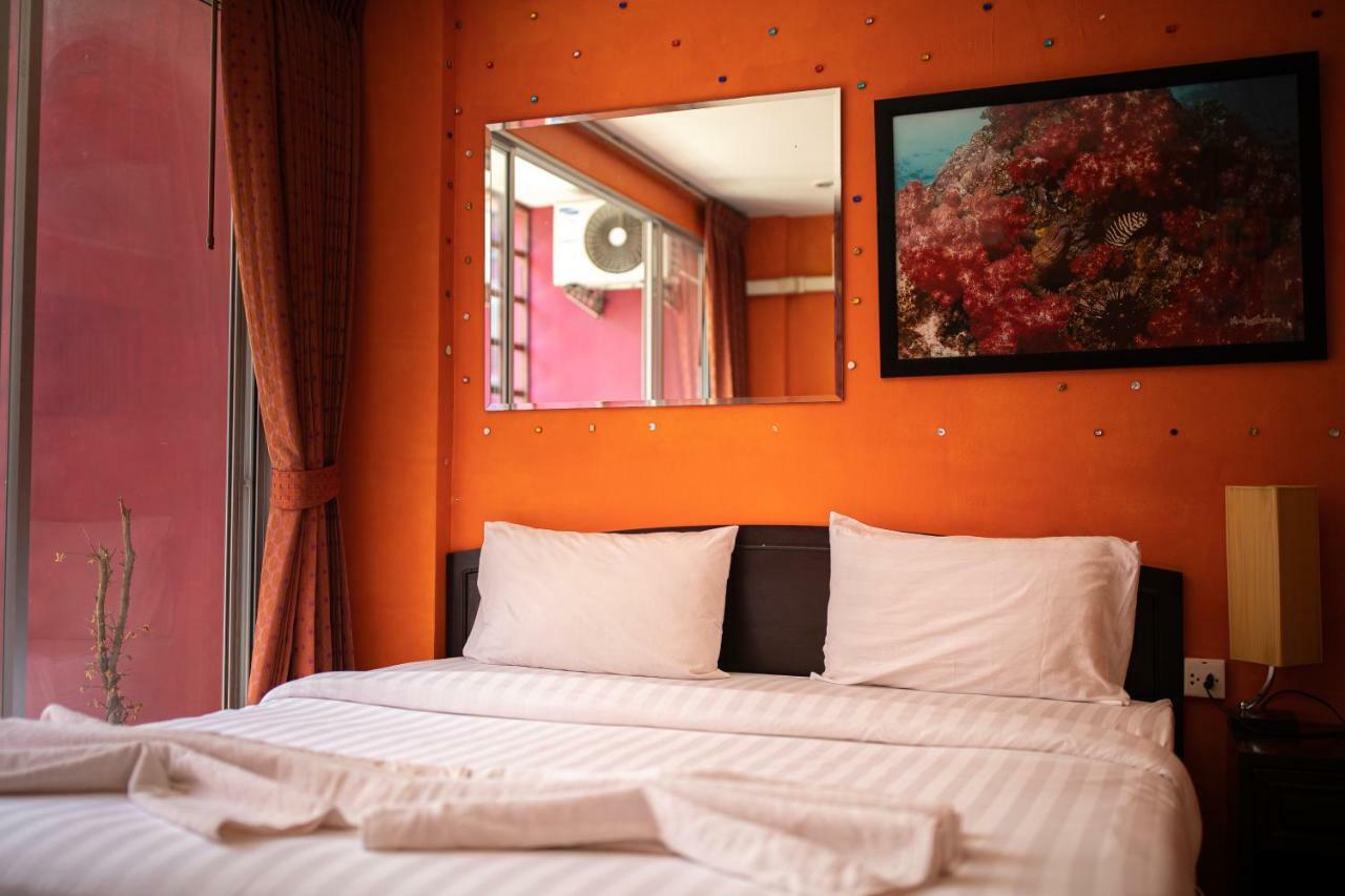 Cool Sea House Hotel Patong Luaran gambar