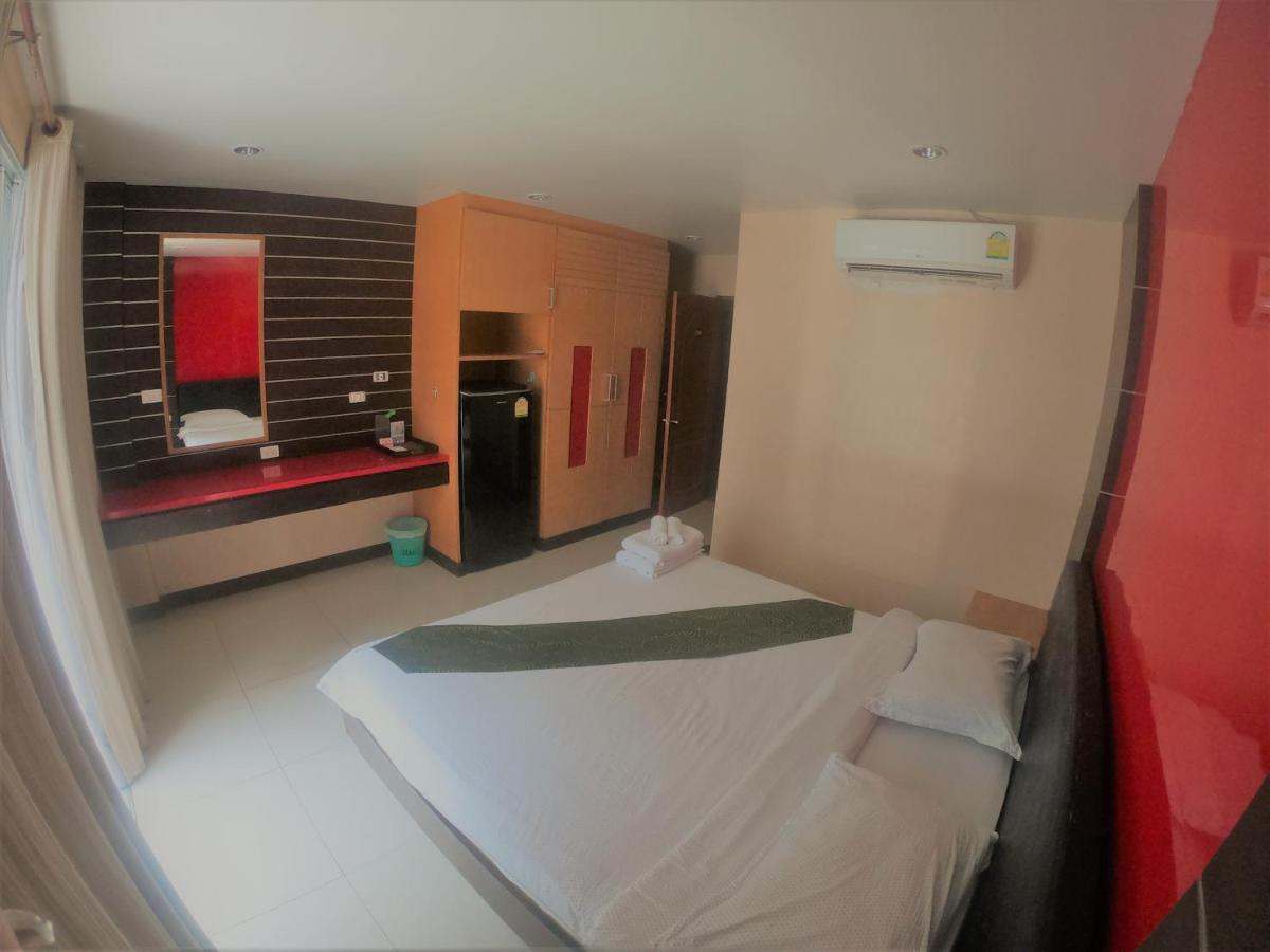 Cool Sea House Hotel Patong Luaran gambar